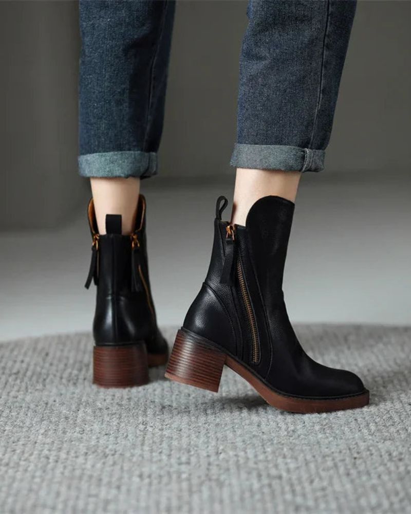 Belle| Black leather ankle boots with comfortable heel