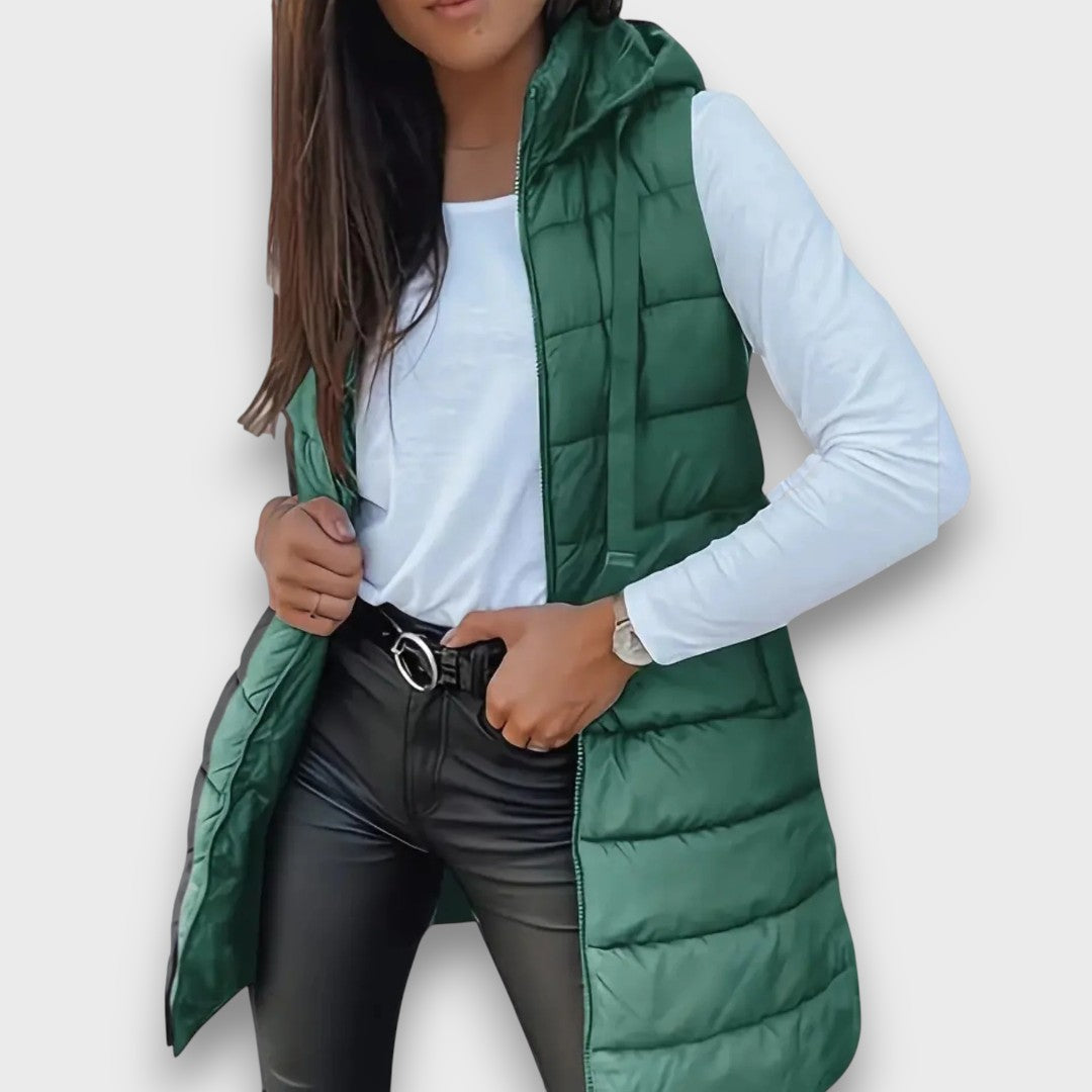 Kaira – Casual sleeveless hooded puffer vest