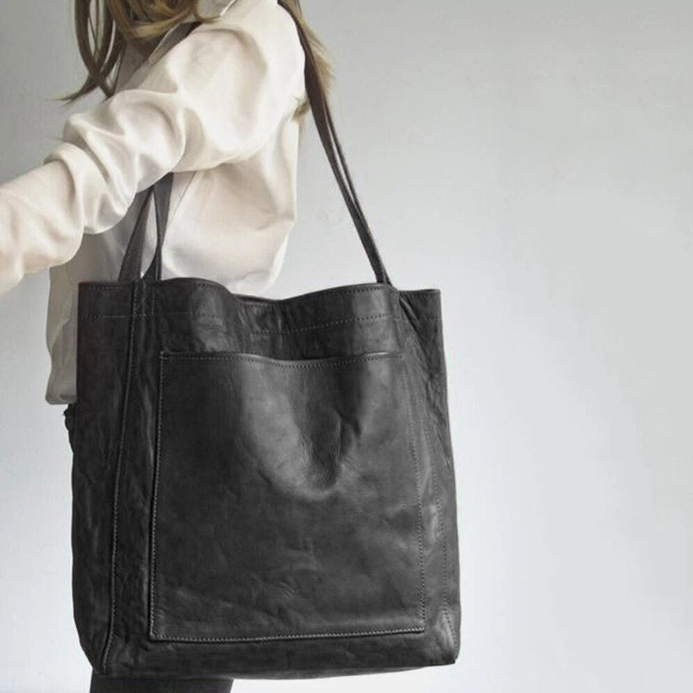 Luvre-Dublin | Elegant leather bag with style
