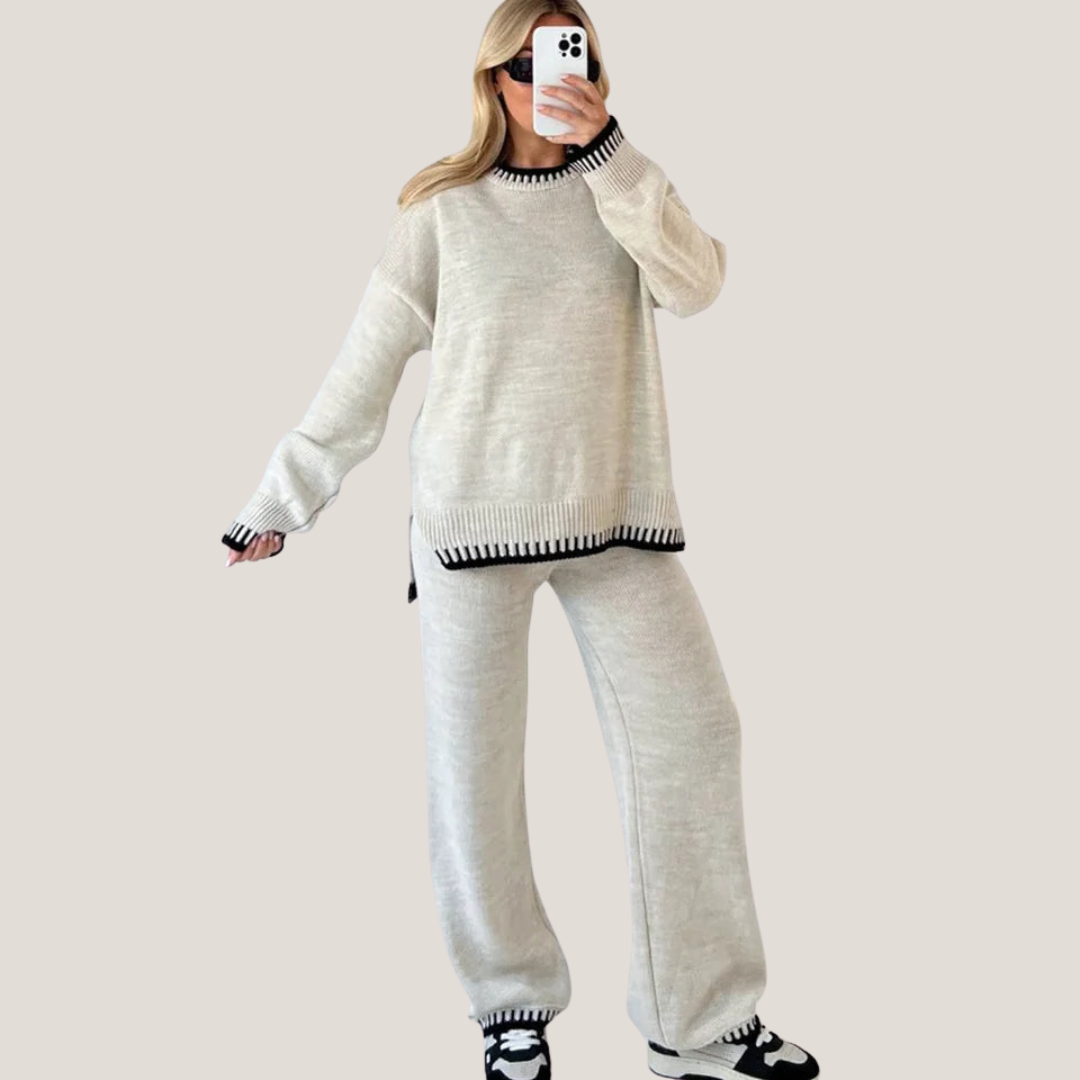 SKARLETT – WOMEN'S SOFT KNITTED SET