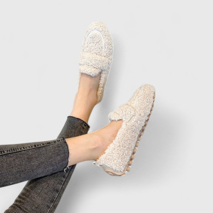 Solenne | Warm Slipper with elegant design