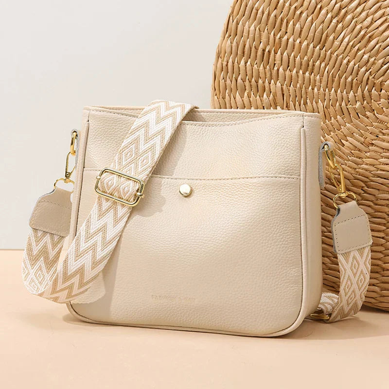 Juliet | Finely Stitched Leather Shoulder Bag