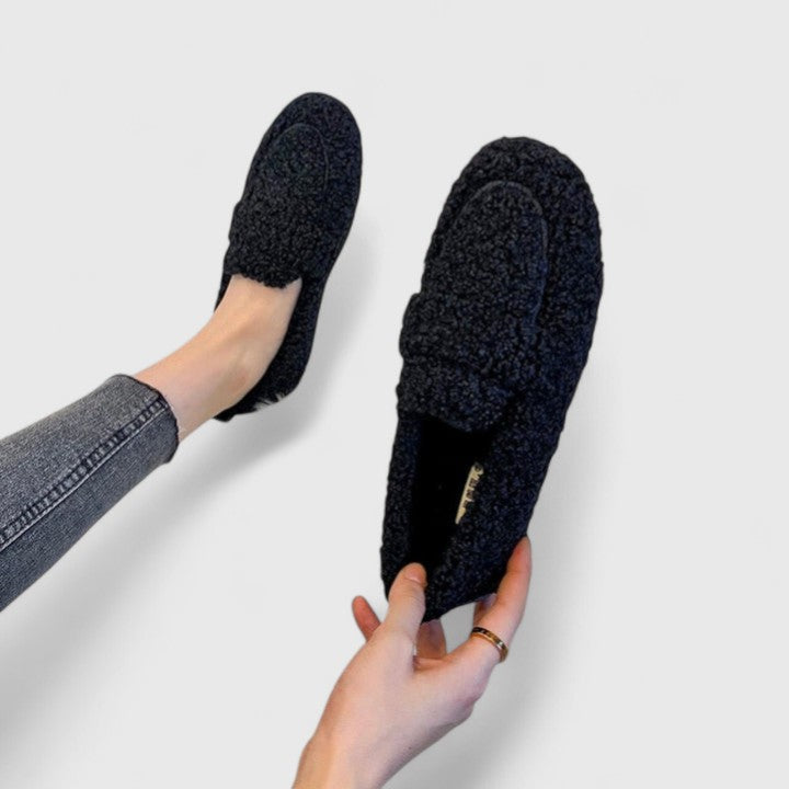 Solenne | Warm Slipper with elegant design