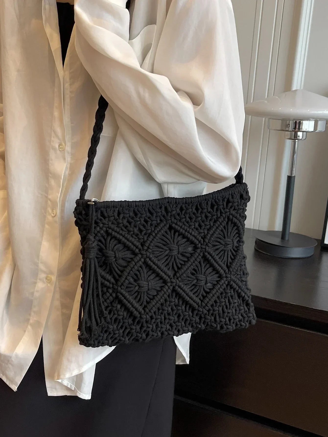 Weava – Stylish Woven Shoulder Bag