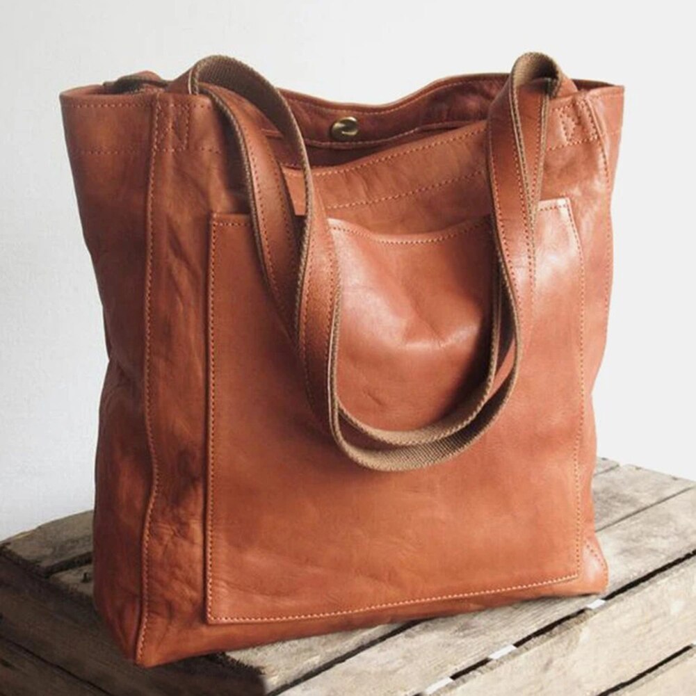 Luvre-Dublin | Elegant leather bag with style