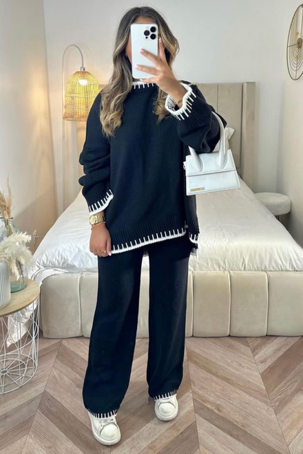 SKARLETT – WOMEN'S SOFT KNITTED SET